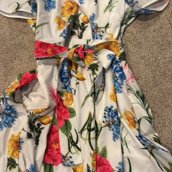 Karl Lagerfeld Red and Blue V-Neck Midi Dress - Picture 4 of 7